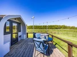 The Secret Meadow - Hottubs Wellness Retreat