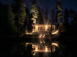 AVOTUPJi, Hotel in Plānupe