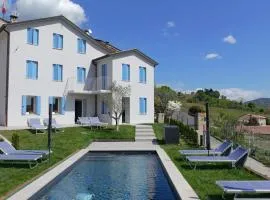 Villa Dolce Bacio, Pool and Spa, Valdobbiadene
