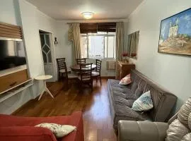 Apartamento no Coração do Gonzaga em Santos