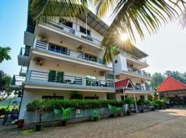 Golden Rice: Candolim şehrinde bir otel