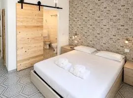 Montecitorio Boutique Room - Rome Historic Center