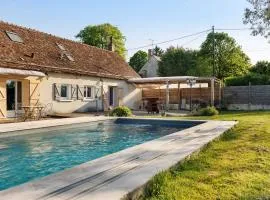 Longère Pierre De Ronsard piscine