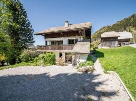 Chalet Tante Emma proche Lac Leman, hotel in Vacheresse