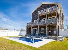 Spacious KDH Getaway with Views Near Beach & Shops