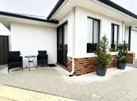 Landsdale hideaway new build private guests house