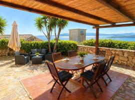 Bear Heaven Sunrise Rooms, hotel i Palau