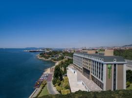 Holiday Inn Istanbul - Tuzla Bay by IHG, hotelli kohteessa Istanbul