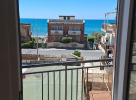 Marina di Ardea - Casa vista mare vicino Roma Ristrutturata 2026 con Aria Condizionata, Hotel in Ardea
