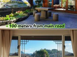 The Naxi Hereditary Courtyard - Chinese Nature's Design Retreat, hotel v mestu Lijiang