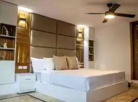 Beautiful and cozy with sea views