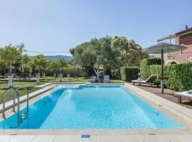 Neriana Villa - Garden Paradise