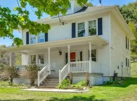 The Mountain House Inn Montebello Stay By Trails