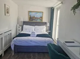 Eskdale DH1 2UH Durham, own long drive, quite, secure