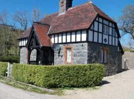 White Gate Lodge
