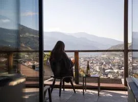 byHaller Suites & AO Restaurant
