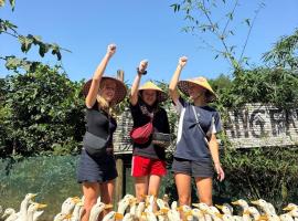 Phong Nha Midtown Hotel โรงแรมในฟ็องญา