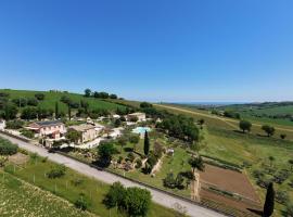 Agriturismo Case al Sole, hotel en Loreto