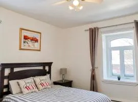 La Vie en Rose Cozy Suite #4 in Downtown Quebec