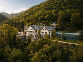 Angelats Hotel - A Signature Boutique Hotel & Restaurant, hotel v destinácii Ribes de Freser