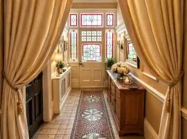 The Belford Retreat - Entire Apartment - Private Garden - WiFi & Netflix With Free Parking - Sleeps 4