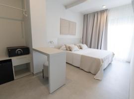 Hotel Roca Plana โรงแรมในลัมโปยา