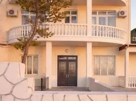 У Царицы