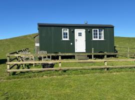 Fauld O Wheat Shepherds Hut , Loch Ken ,Off Grid, hotell sihtkohas Castle Douglas