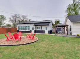1 Mi to OU! Sleek Guest House with Gas Grill