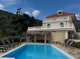 Villa Frank, hotel i Itala