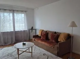 Lovely, modern 2-bedroom apartment, 63 sqm Good, quiet area