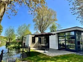 Bad Hoophuizen Chalet am Wasser für 6 Personen Nr Zuiderzee 21