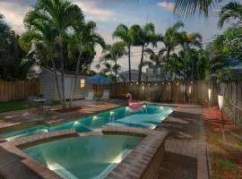 Pool & Hot Tub Retreat Near Palm Beach