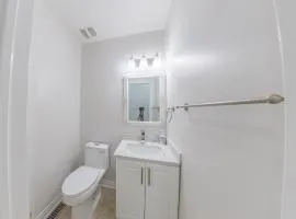 Beautiful Home by Toronto in Central Location