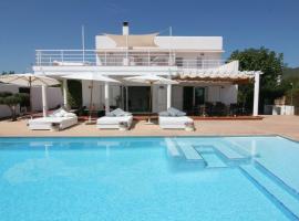 Villa Mara, pet-friendly hotel in Sant Jordi