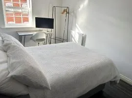 Private room in Bedford family home