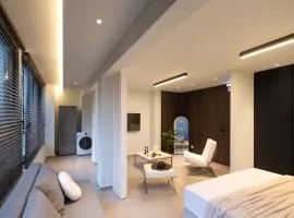 Lady Sou Suite - heart of Rhodes, modern comfort
