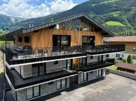 Chalet in Zillertal near Ski Slopes & Whirlpool