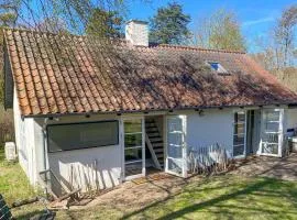 Cozy Home In Tisvildeleje With Wifi