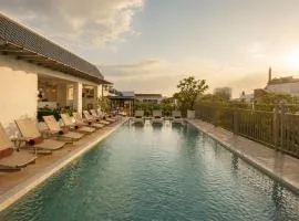 Casa Vimaya Riverside