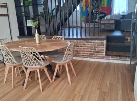 gîte 6 personnes le cocon des pommes, Hotel in Saint-Lambert-et-Mont-de-Jeux