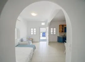 Coastal Escape - 2 min from Perissa Beach