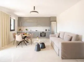 E&M apartments