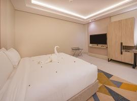Ewaa Express Hotel - Yanbu Alamarah, готель у місті Янбу