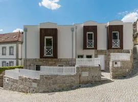 StoneBridge Riverside Mountain Apartments