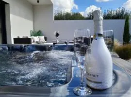 La Villa de L'océan Piscine & Spa