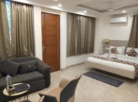 Giani's Residency