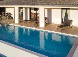 EXCEPTIONNELLE VILLA Proche d'AJACCIO et PORTICCIO