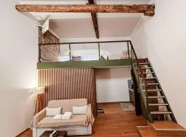 Studio Centro - Luxury Apartment at Pylos Center