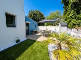 Maison 80m2 centre ville - Plage 250m, cour privée